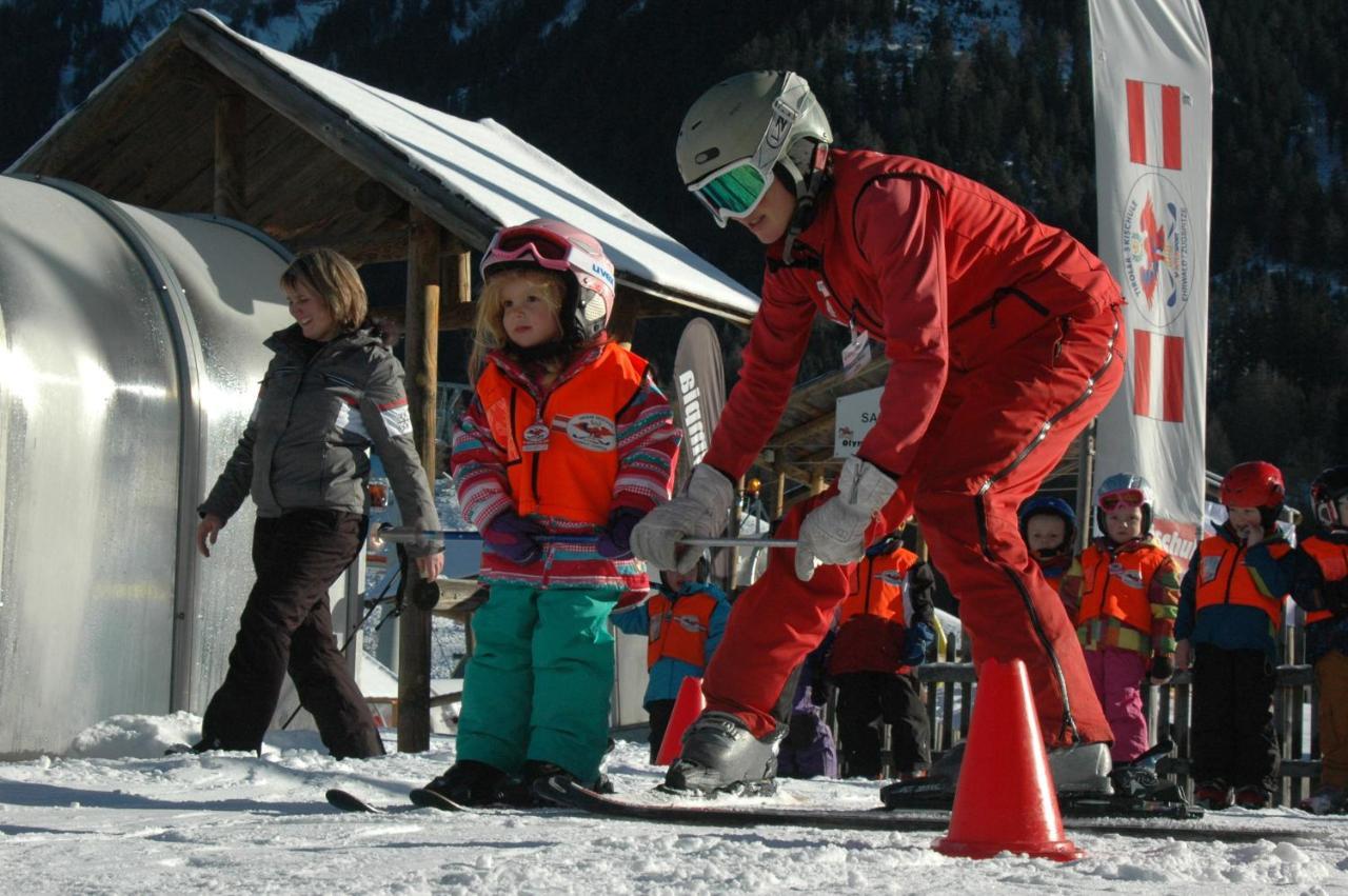 Hotel Tirolerhof - Familotel Zugspitze Ehrwald Esterno foto