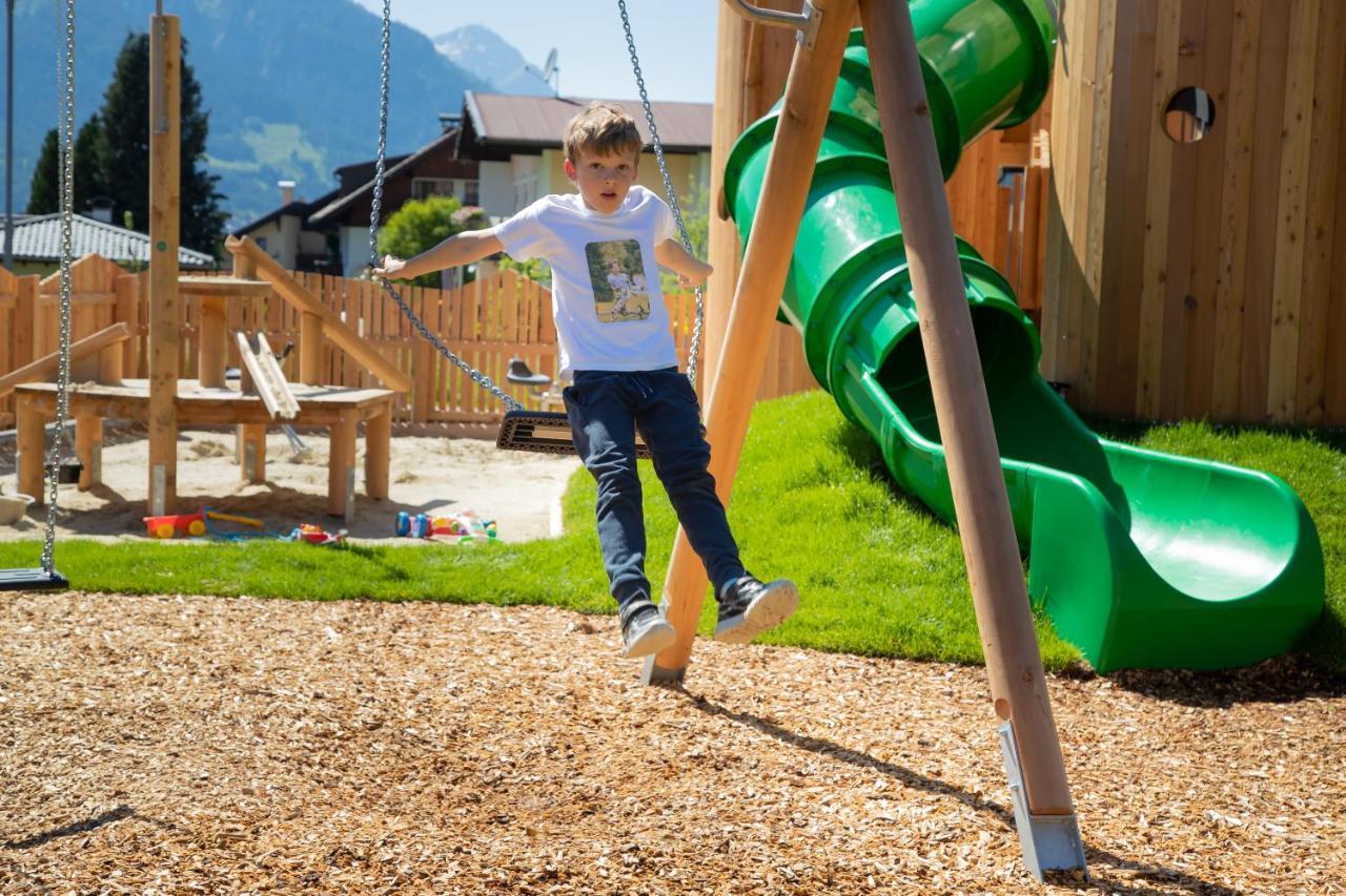 Hotel Tirolerhof - Familotel Zugspitze Ehrwald Esterno foto