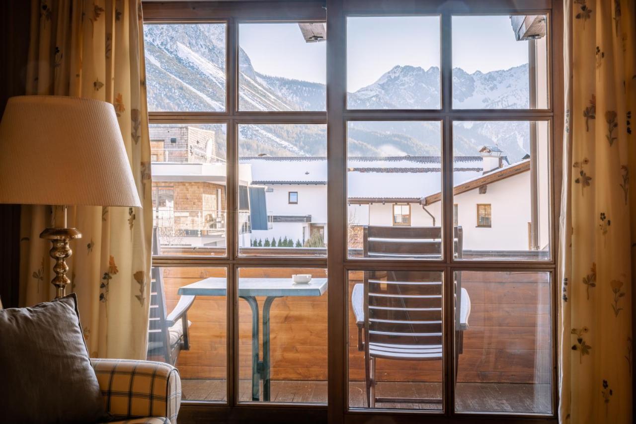 Hotel Tirolerhof - Familotel Zugspitze Ehrwald Esterno foto