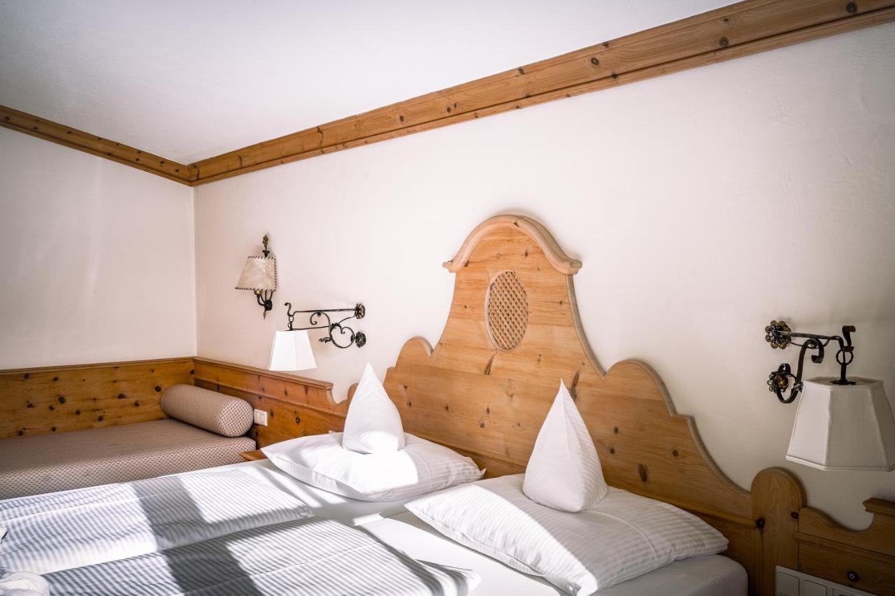 Hotel Tirolerhof - Familotel Zugspitze Ehrwald Esterno foto