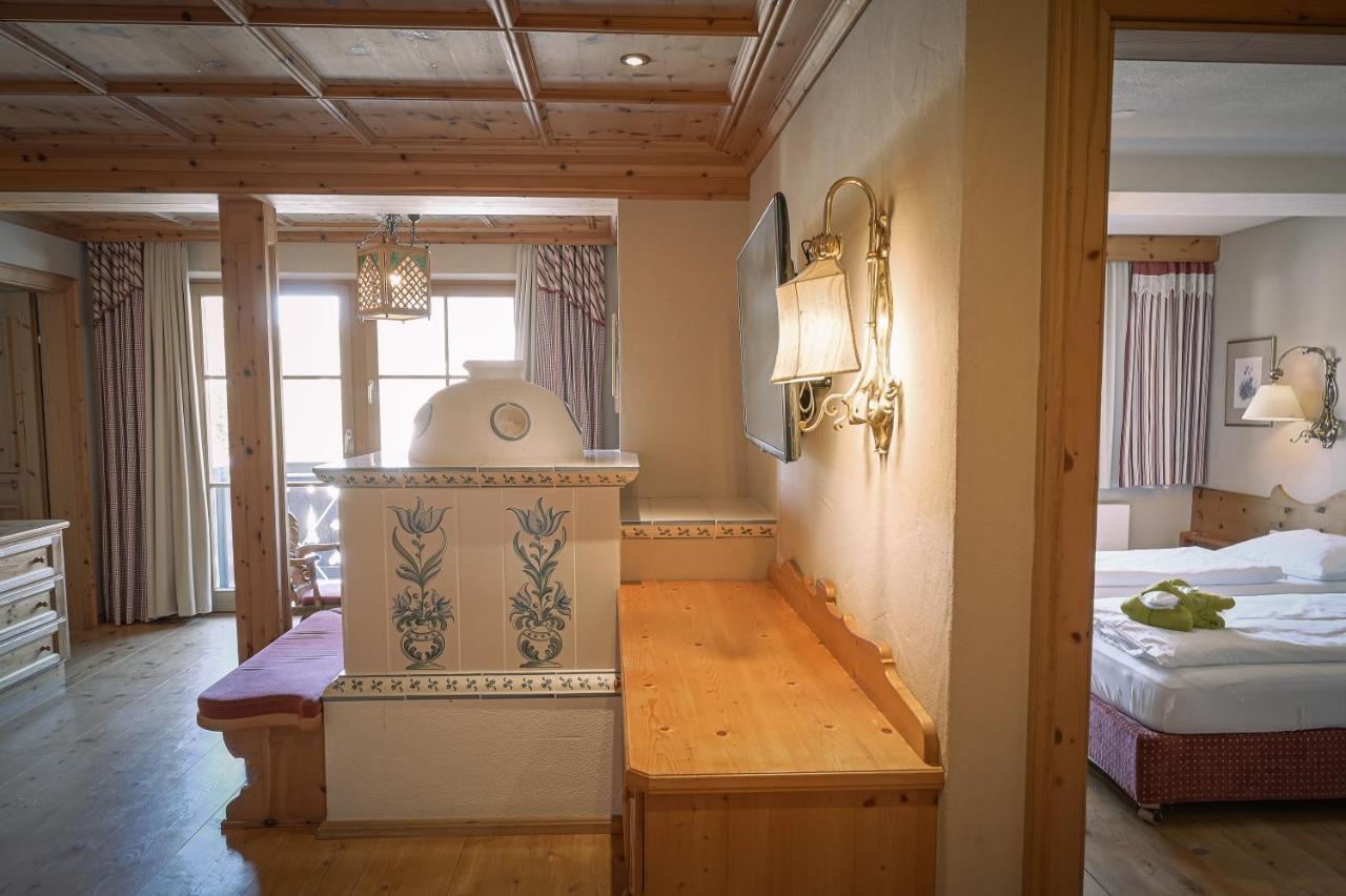 Hotel Tirolerhof - Familotel Zugspitze Ehrwald Esterno foto