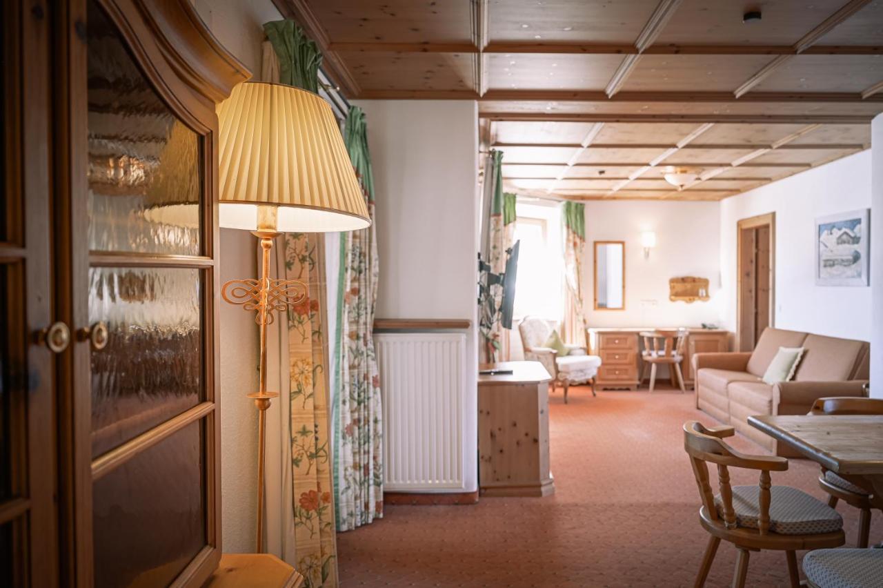 Hotel Tirolerhof - Familotel Zugspitze Ehrwald Esterno foto